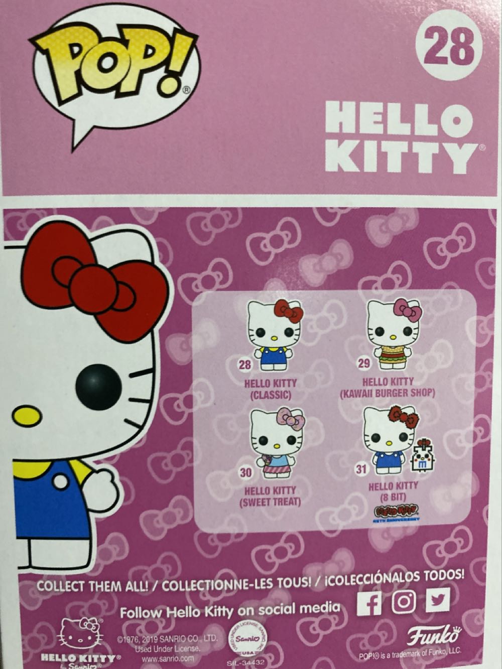 Hello Kitty (Classic) - Hello Kitty vinyl figure collectible [Barcode 889698443050] - Main Image 2