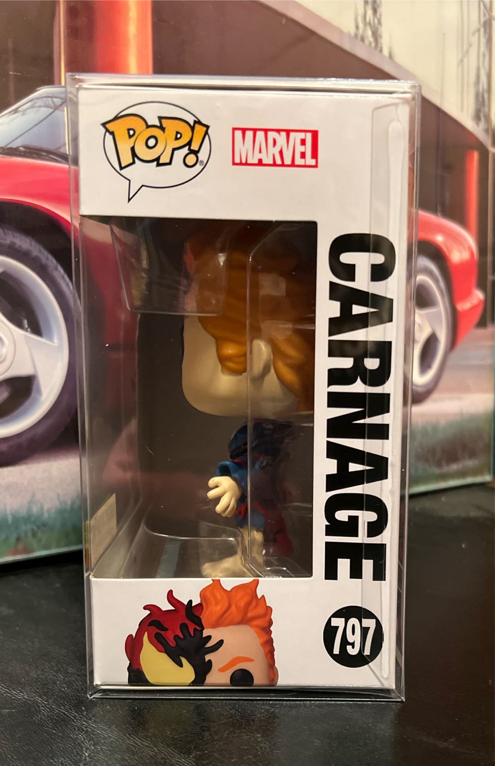 Carnage Pop! 797 (Mid-transformation) - Venom vinyl figure collectible [Barcode 889698546157] - Main Image 3