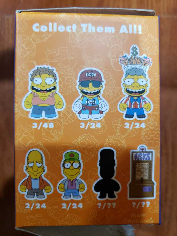 Sam (Barfly) - Moe’s Tavern - Vinyl Mini Series - The Simpsons vinyl figure collectible [Barcode 883975148638] - Main Image 2