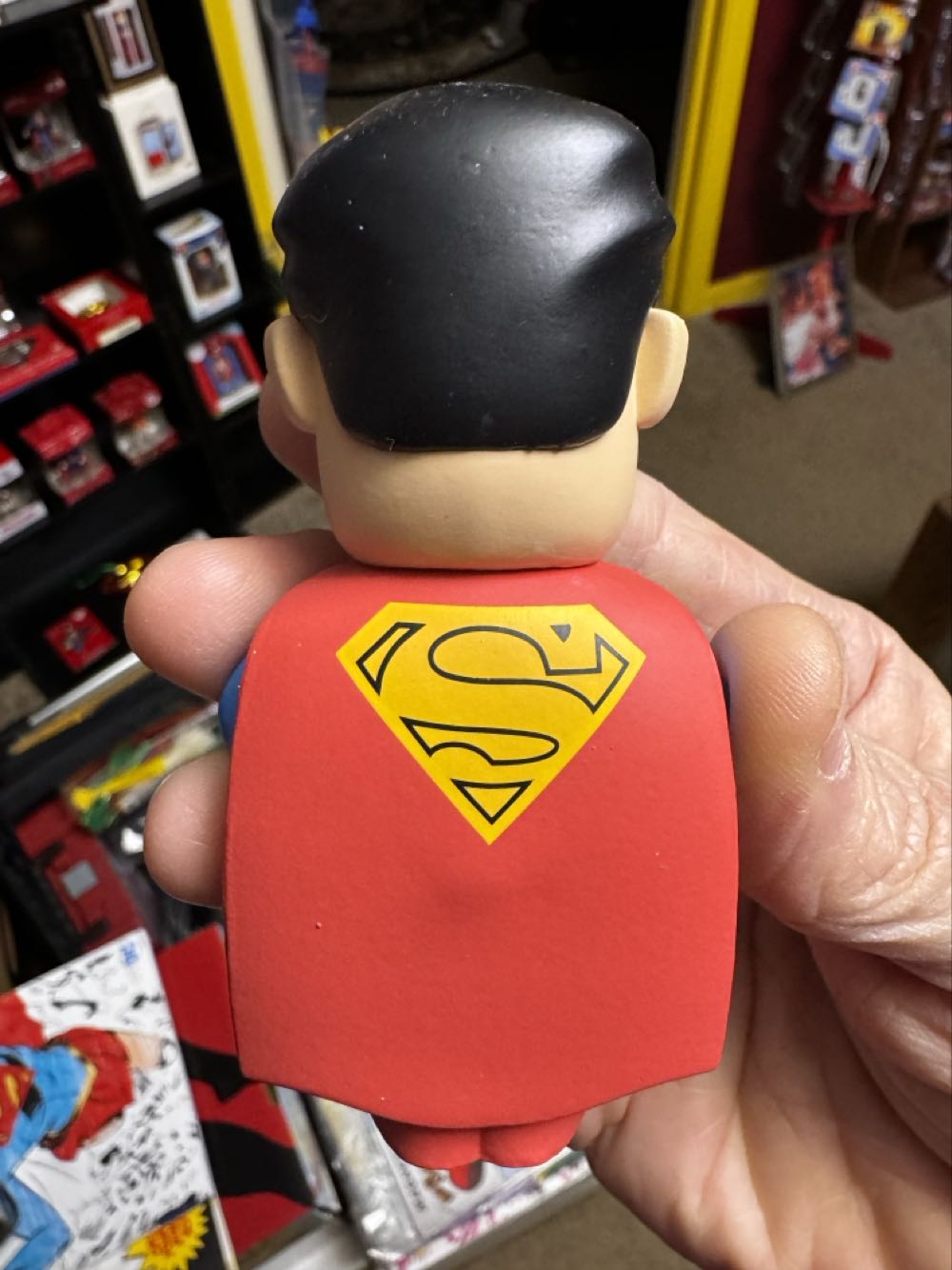 Funko Superman Soda - DC Universe vinyl figure collectible [Barcode 889698517546] - Main Image 4