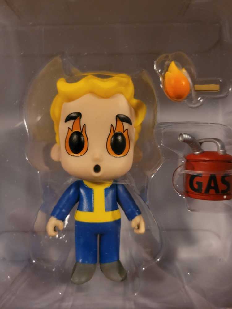 Fallout: Vault Boy (Pyromaniac) - Fallout vinyl figure collectible [Barcode 889698355339] - Main Image 2