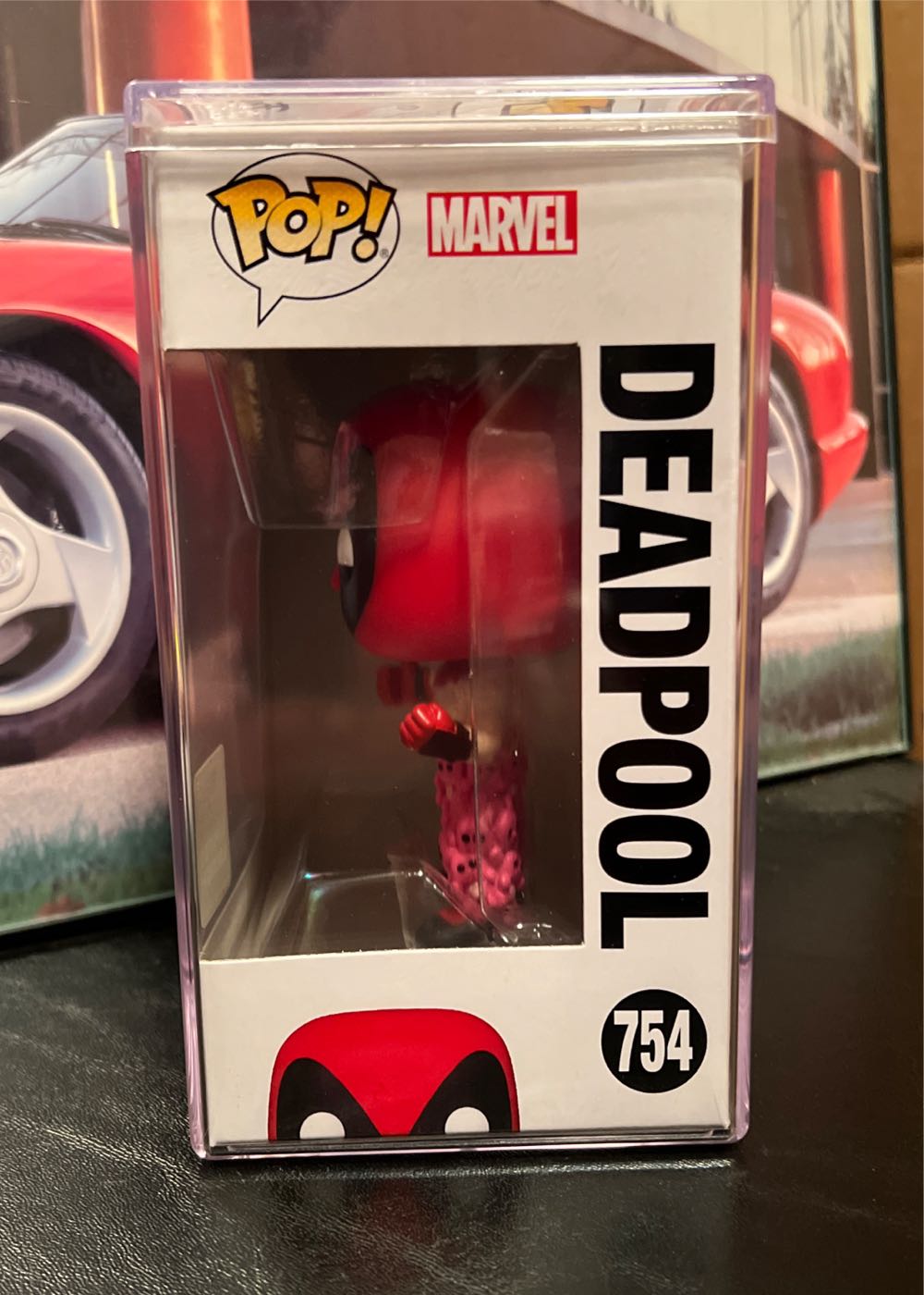 Deadpool - Deadpool vinyl figure collectible [Barcode 889698545501] - Main Image 3