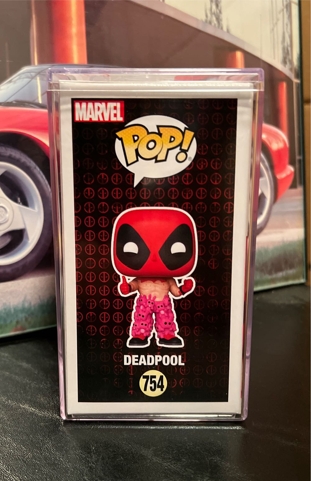 Deadpool - Deadpool vinyl figure collectible [Barcode 889698545501] - Main Image 4