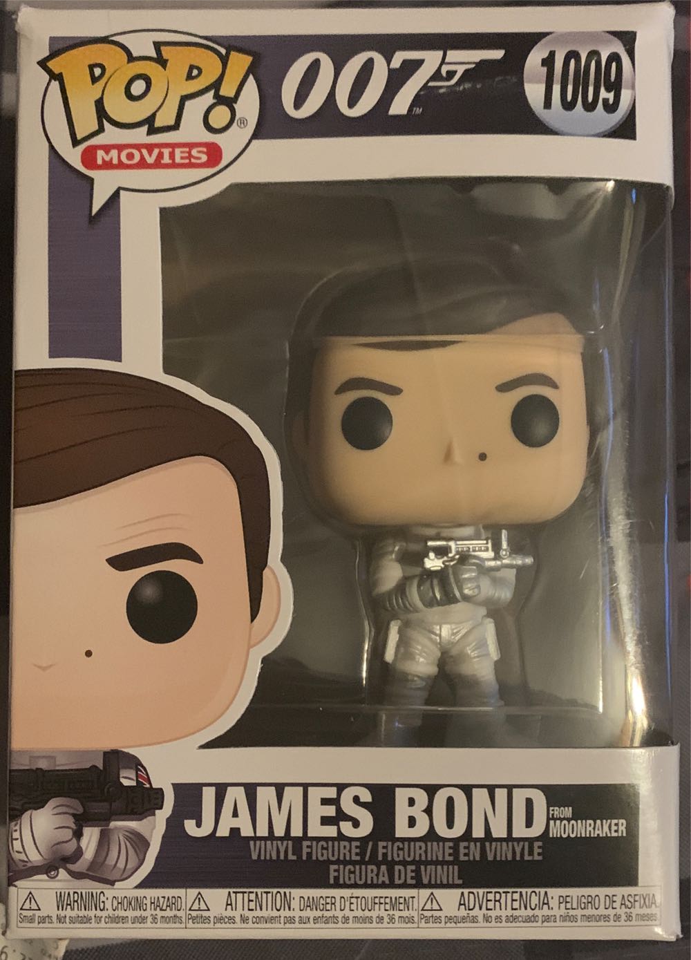 James Bond (from Moonraker) - 007 vinyl figure collectible [Barcode 889698356367] - Main Image 2