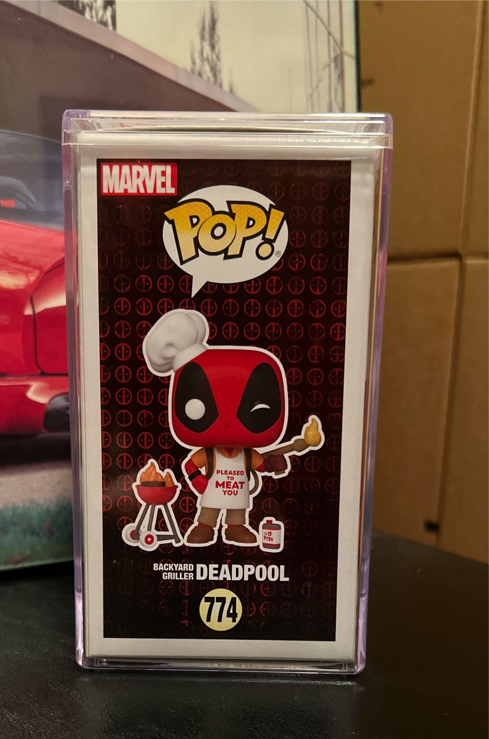 DEADPOOL: BACKYARD GRILLER DEADPOOL - Deadpool vinyl figure collectible [Barcode 889698546522] - Main Image 4