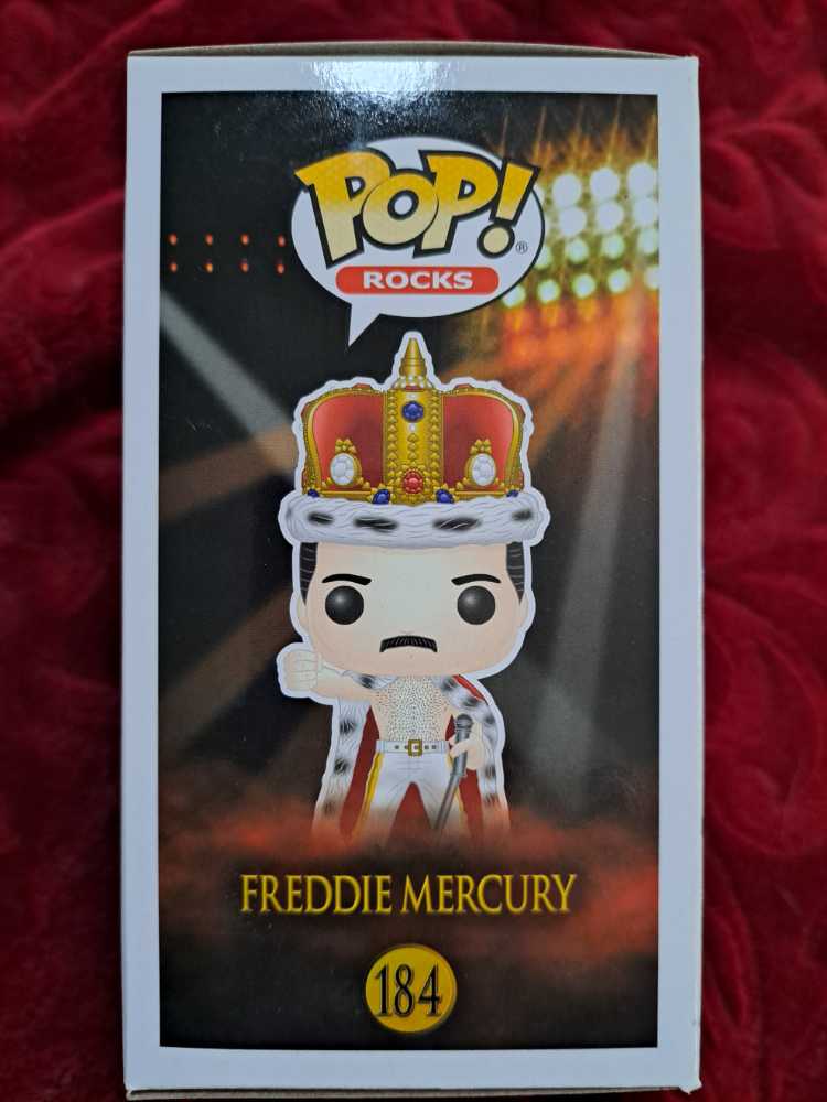 Queen-Freddie Mercury  - Queen vinyl figure collectible [Barcode 889698501491] - Main Image 3