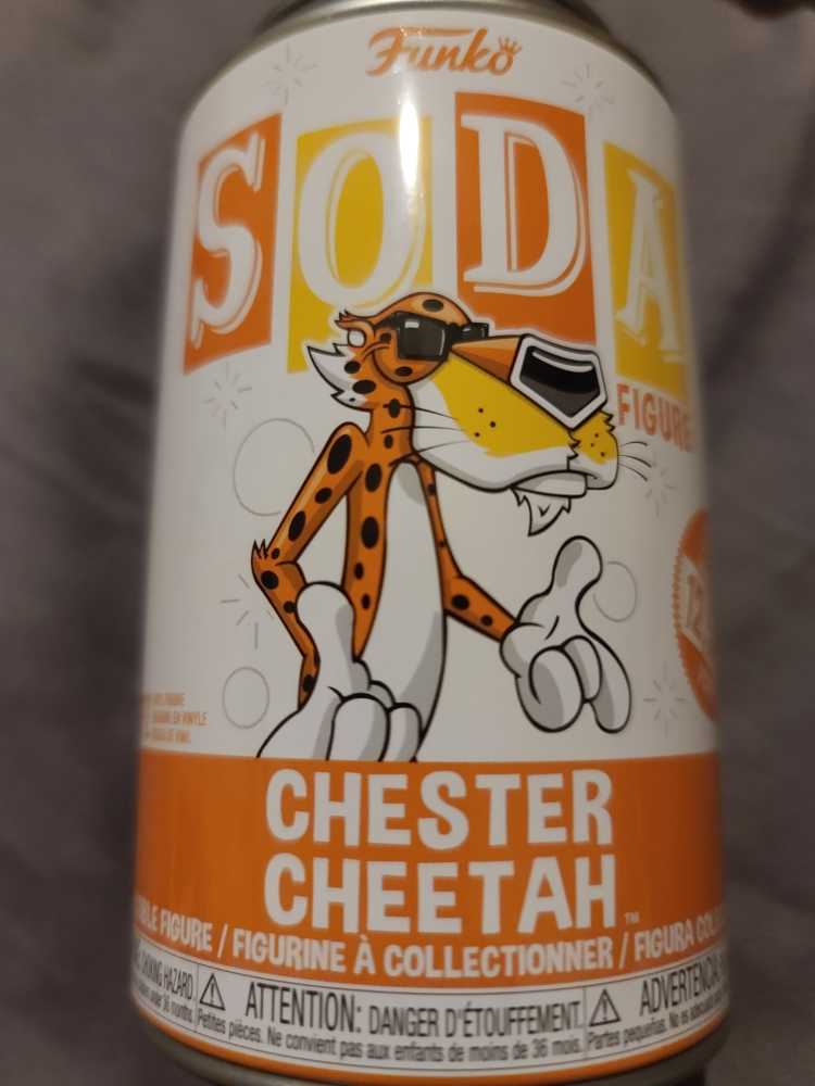 Chester Cheetah  vinyl figure collectible [Barcode 889698517522] - Main Image 2