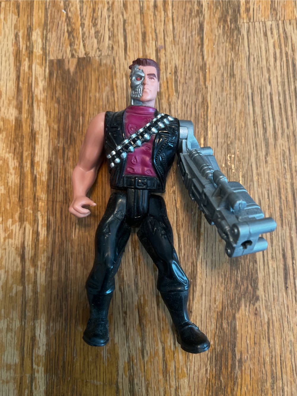 Terminator 2 Loose Power Arm Terminator - Terminator vinyl figure collectible [Barcode 076281564203] - Main Image 3