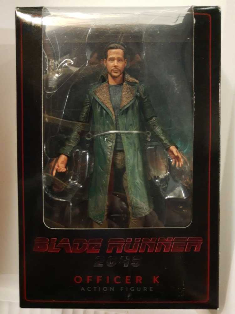 Funko Pop! Disney Alice In Wonderland: Queen of Hearts with King # 1063 (Black Light)