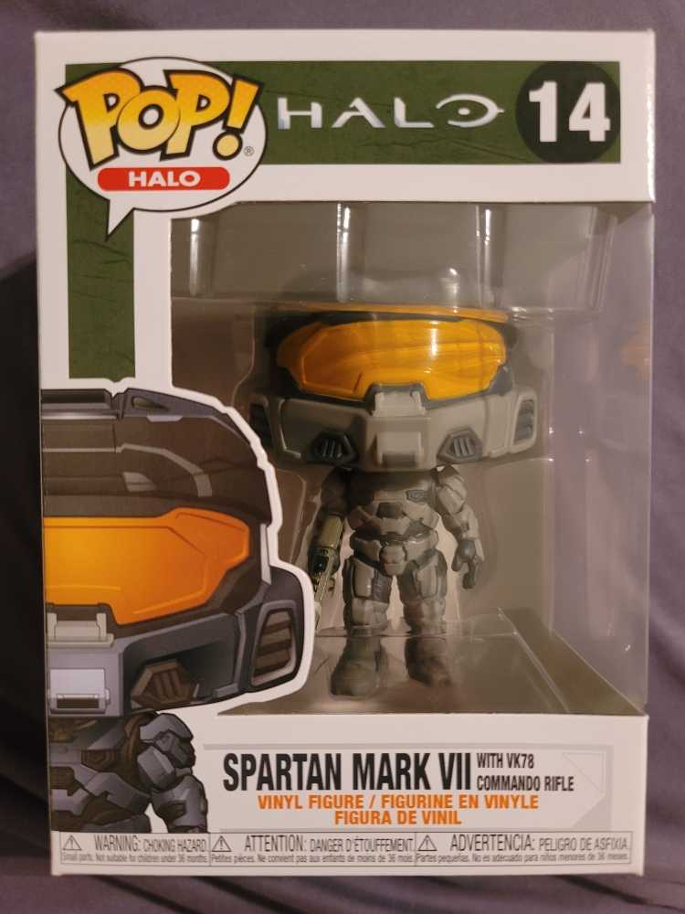 Spartan Mark VII With VK78 Commando Rifle - Halo vinyl figure collectible [Barcode 889698511032] - Main Image 2