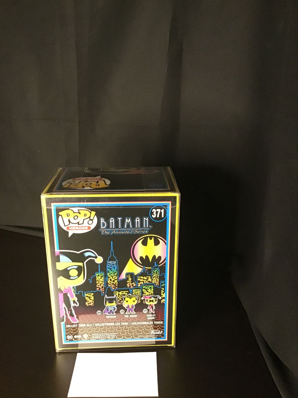 Harley Quinn - Batman: The Animated Series vinyl figure collectible [Barcode 889698517263] - Main Image 2