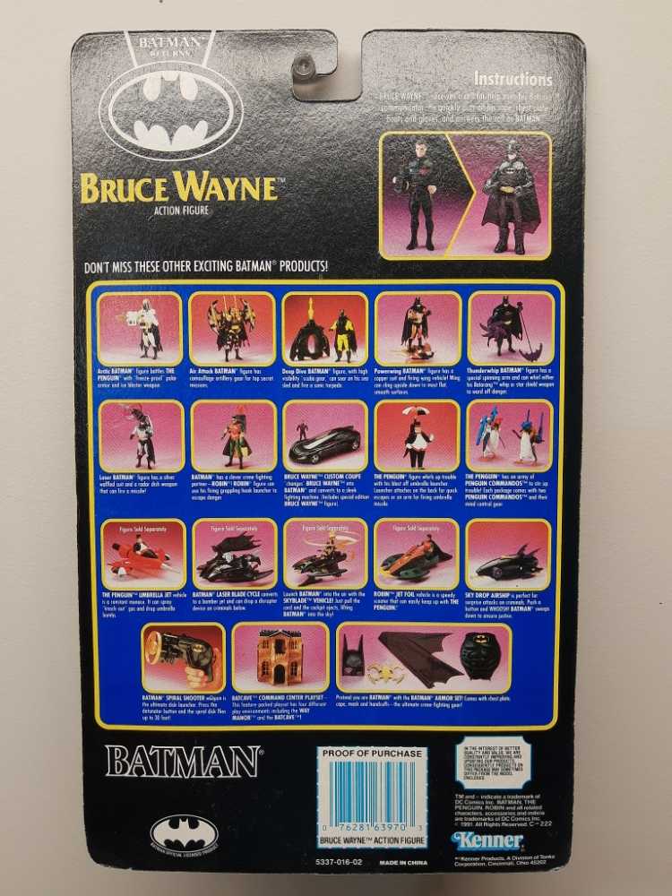 Batman Returns - Bruce Wayne Action Figure - Batman vinyl figure collectible [Barcode 076281639703] - Main Image 2