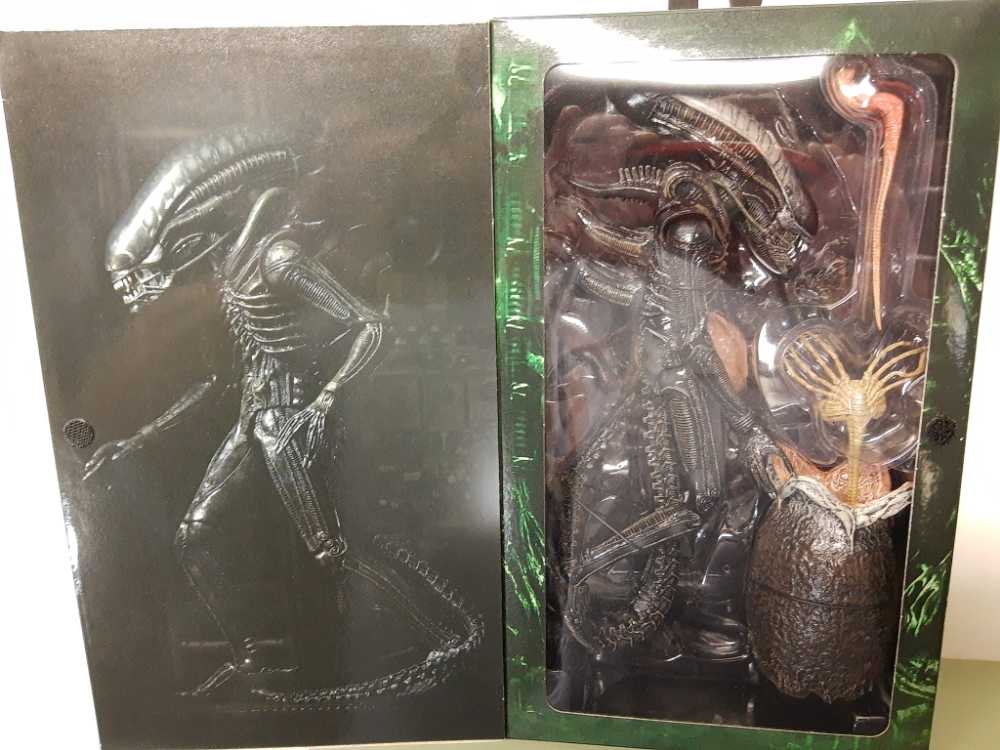 Neca Alien: “Big Chap” Ultimate Edition - Alien vinyl figure collectible [Barcode 634482516461] - Main Image 2