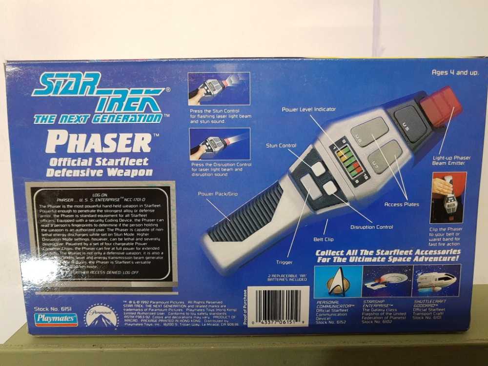 Star Trek The Next Generation - Phaser - Star Trek vinyl figure collectible [Barcode 043377061519] - Main Image 2