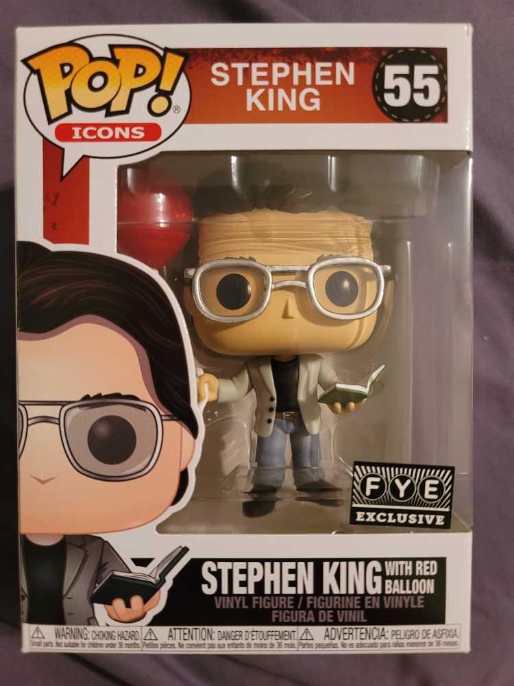 Stephen King with Red Balloon - It vinyl figure collectible [Barcode 889698366496] - Main Image 2