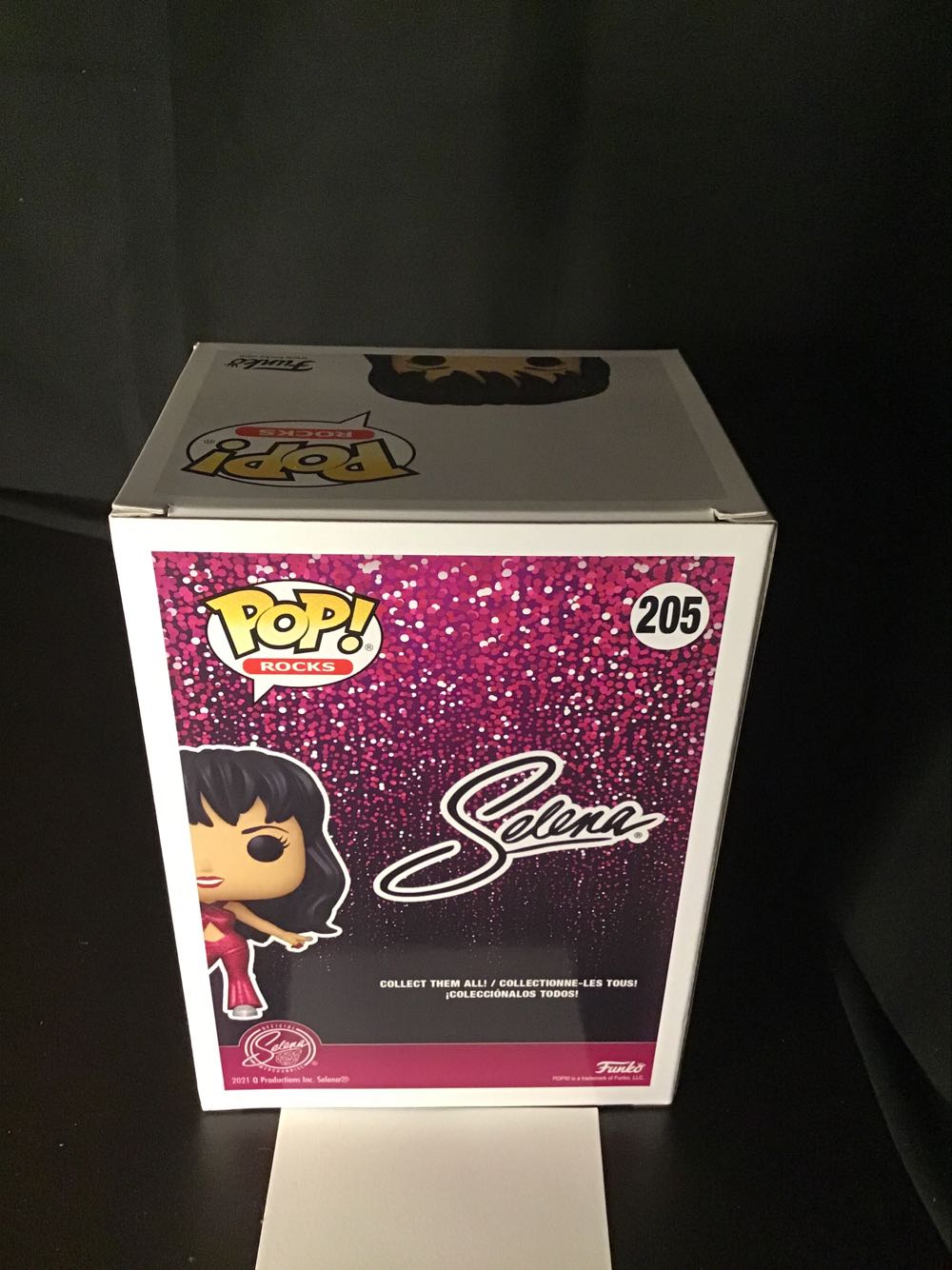 Selena - Musicians vinyl figure collectible [Barcode 889698546218] - Main Image 2