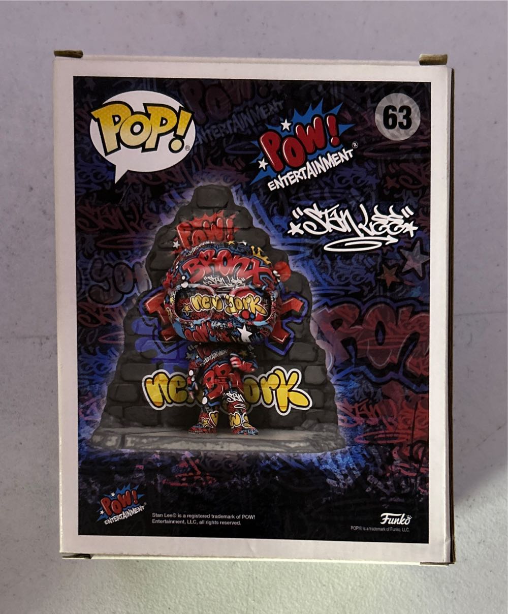 Funko Pop! Street Art: Stan Lee # 63 - Stan Lee vinyl figure collectible [Barcode 889698527088] - Main Image 3