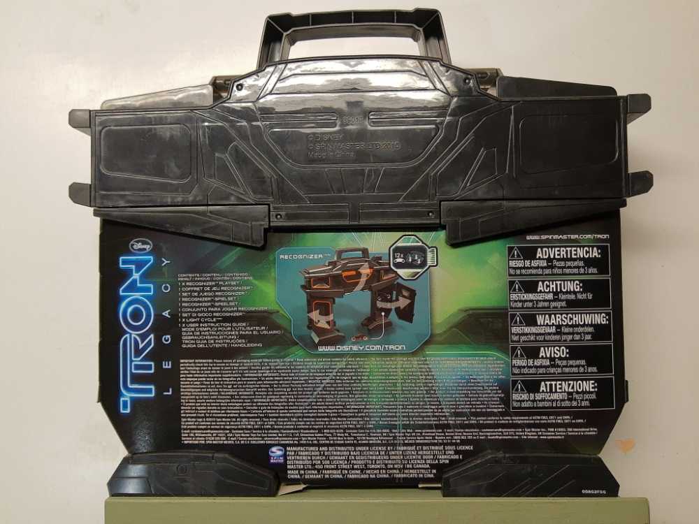Tron Legacy - Recognizer Diecast Vehicle Case - Tron vinyl figure collectible [Barcode 778988869390] - Main Image 2