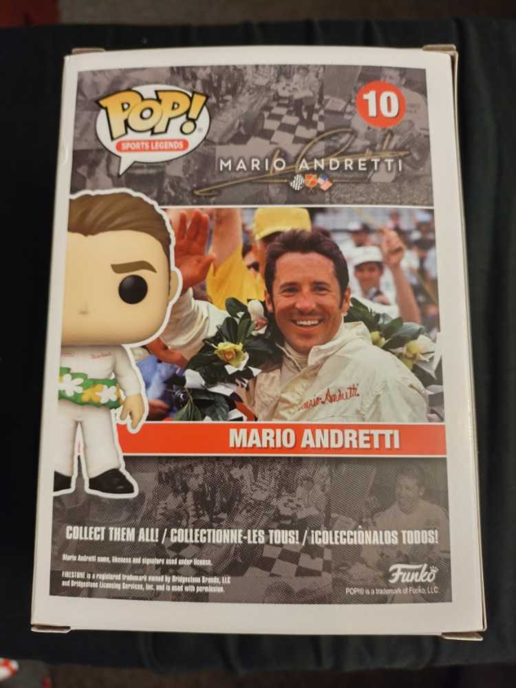 Mario Andretti  vinyl figure collectible [Barcode 889698529839] - Main Image 2