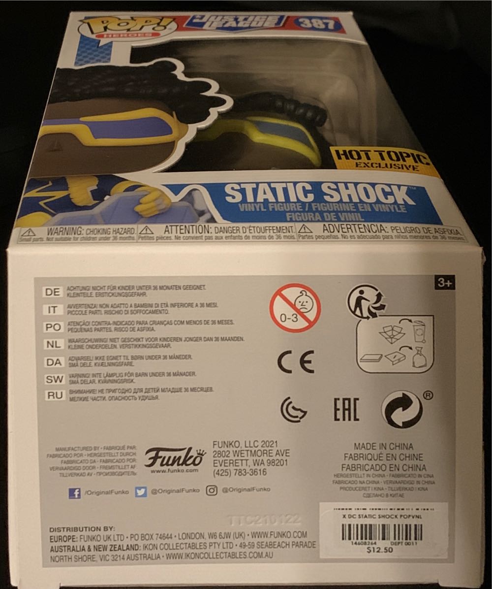 Static Shock - DC Universe vinyl figure collectible [Barcode 889698550802] - Main Image 4