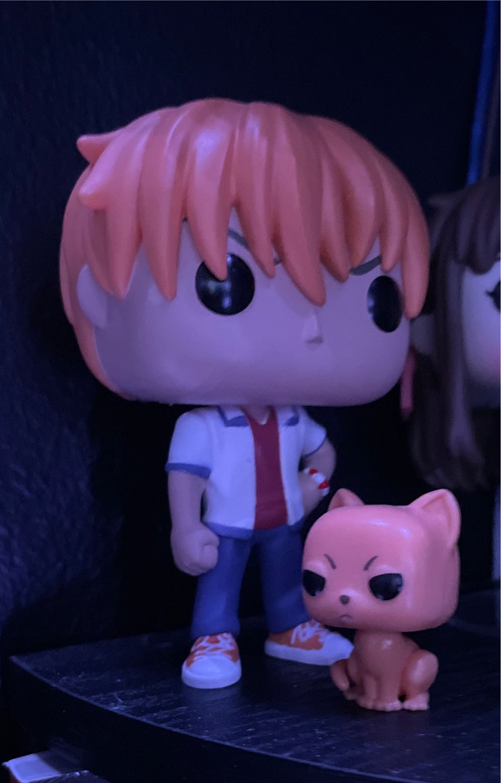 Kyo With Cat  vinyl figure collectible [Barcode 889698537919] - Main Image 2