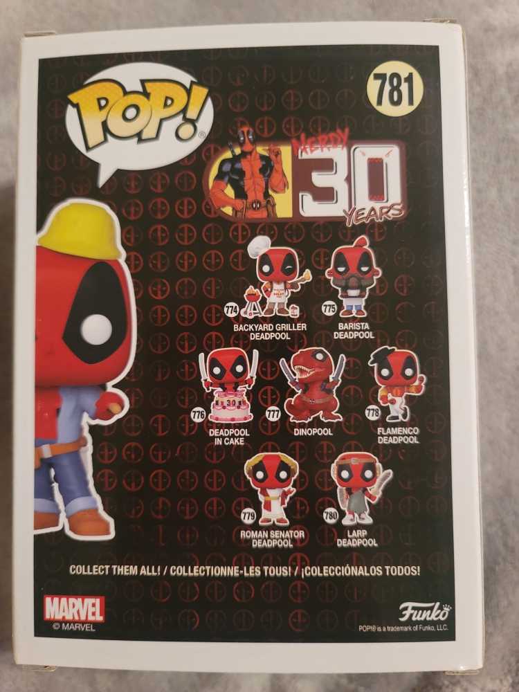 Construction Worker # 781 - Deadpool vinyl figure collectible [Barcode 889698546881] - Main Image 3