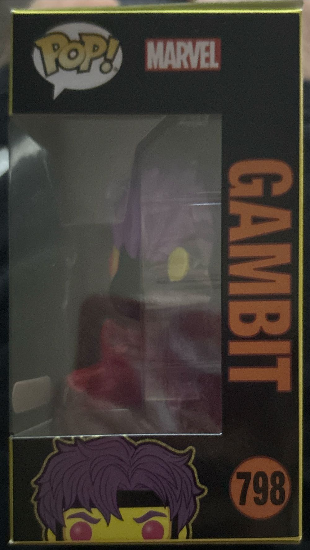 Gambit ( Black Light ) - Marvel Universe vinyl figure collectible [Barcode 889698556286] - Main Image 3
