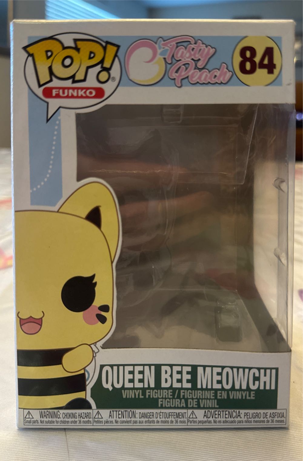 Queen Bee Meowchi  vinyl figure collectible [Barcode 889698546584] - Main Image 4