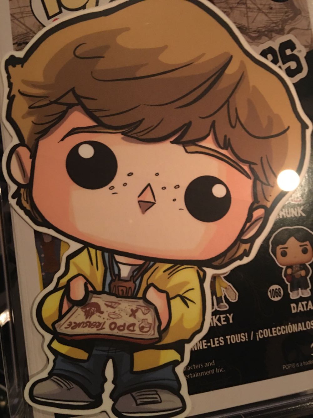 Mikey (The Goonies) 1067 - Funko Pop Movies - The Goonies vinyl figure collectible [Barcode 889698515313] - Main Image 4