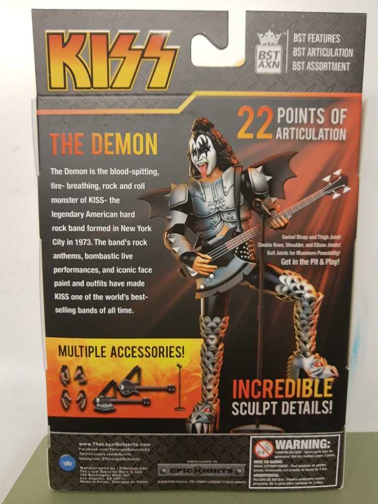 Kiss - Gene Simmons  vinyl figure collectible [Barcode 850795008947] - Main Image 2