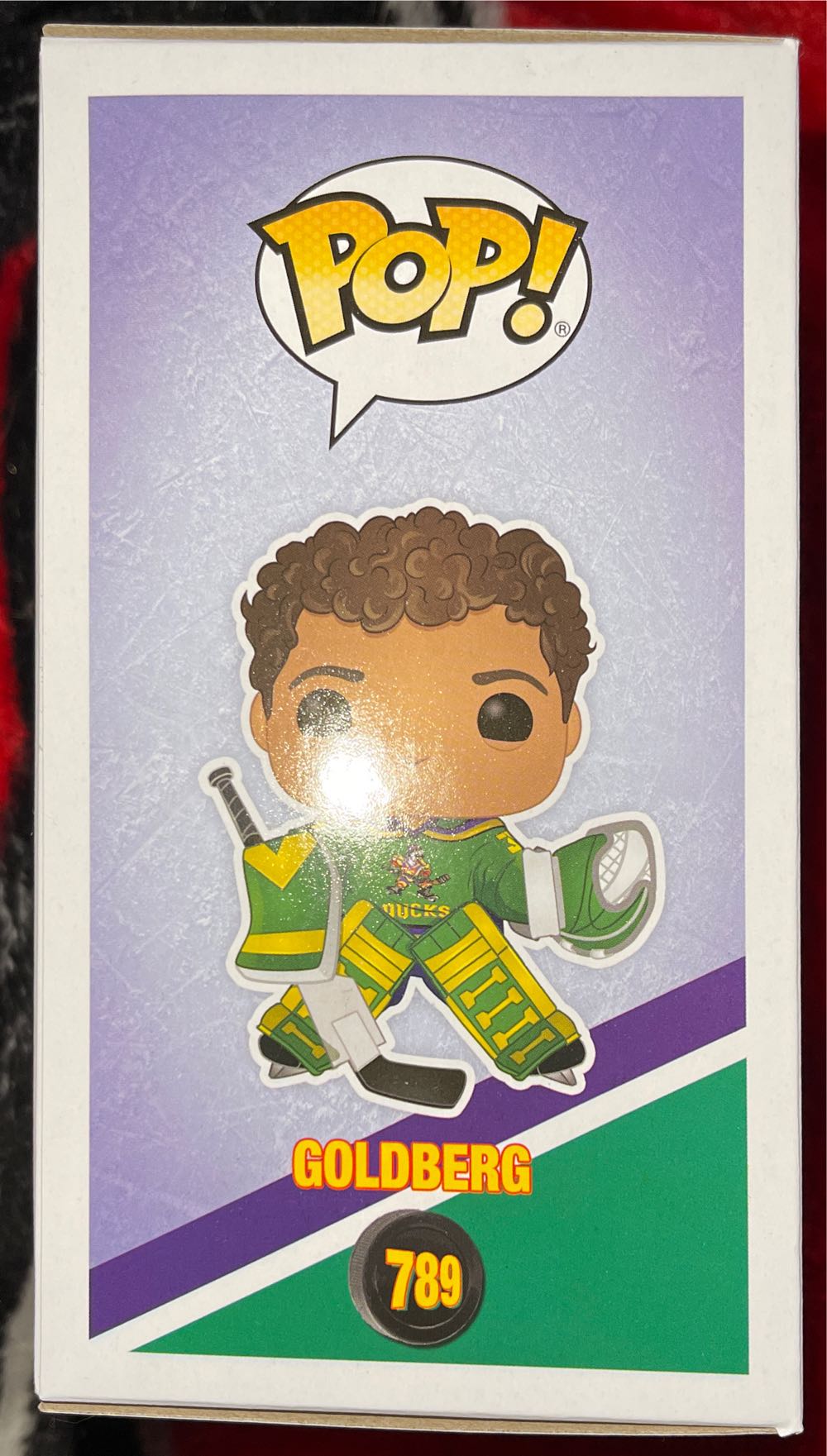 The Mighty Ducks - Goldberg - Disney vinyl figure collectible [Barcode 889698467858] - Main Image 3