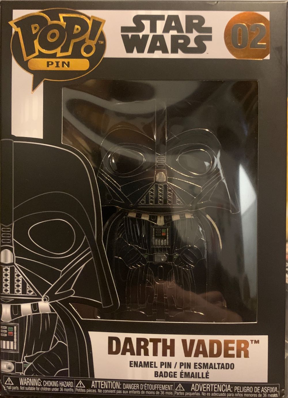 Wars Pop! Pins: Star Wars Darth Vader Enamel Pin Star  vinyl figure collectible [Barcode 671803306349] - Main Image 2