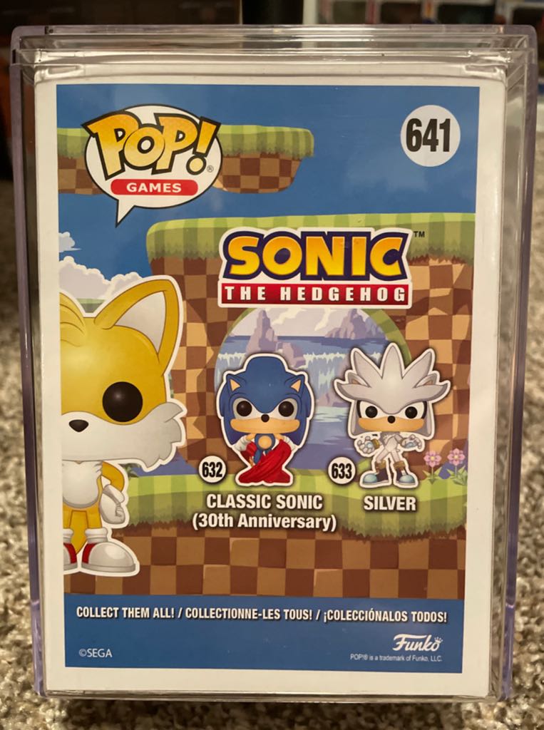 Sonic the Hedgehog: Tails - Sonic the Hedgehog vinyl figure collectible [Barcode 889698545808] - Main Image 2