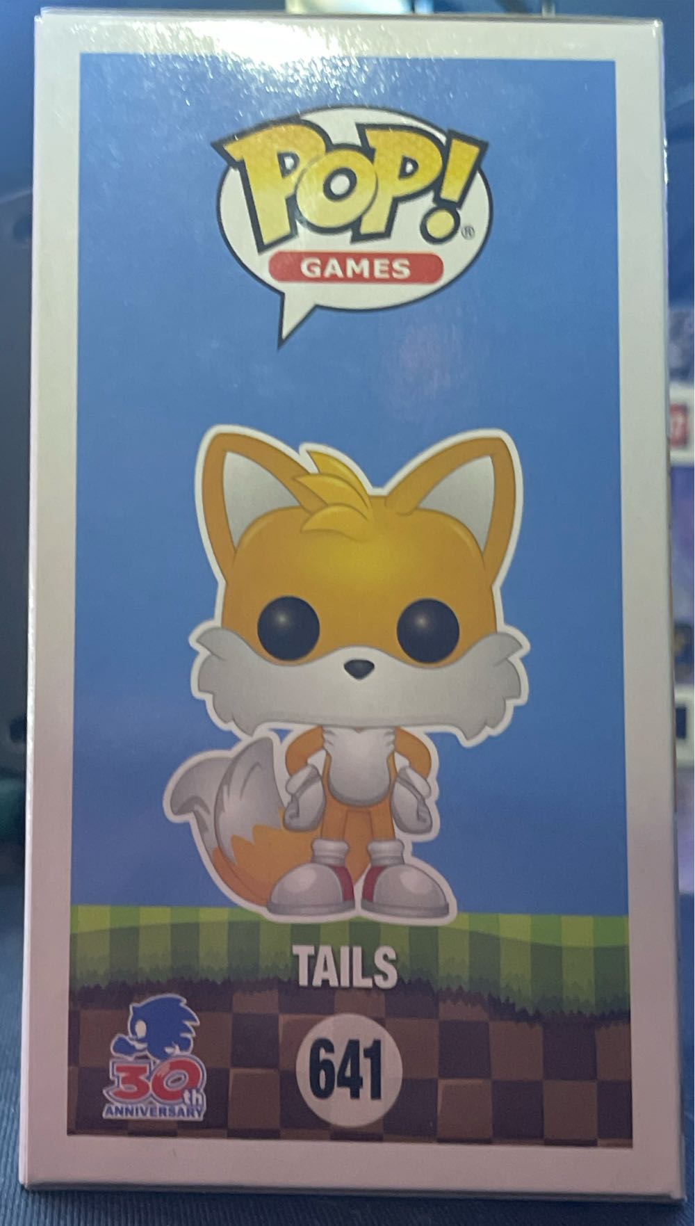 Sonic the Hedgehog: Tails - Sonic the Hedgehog vinyl figure collectible [Barcode 889698545808] - Main Image 4