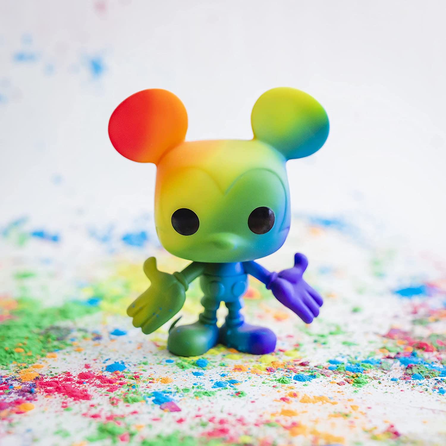 Mickey Mouse (Pride) - Disney vinyl figure collectible [Barcode 889698565806] - Main Image 3