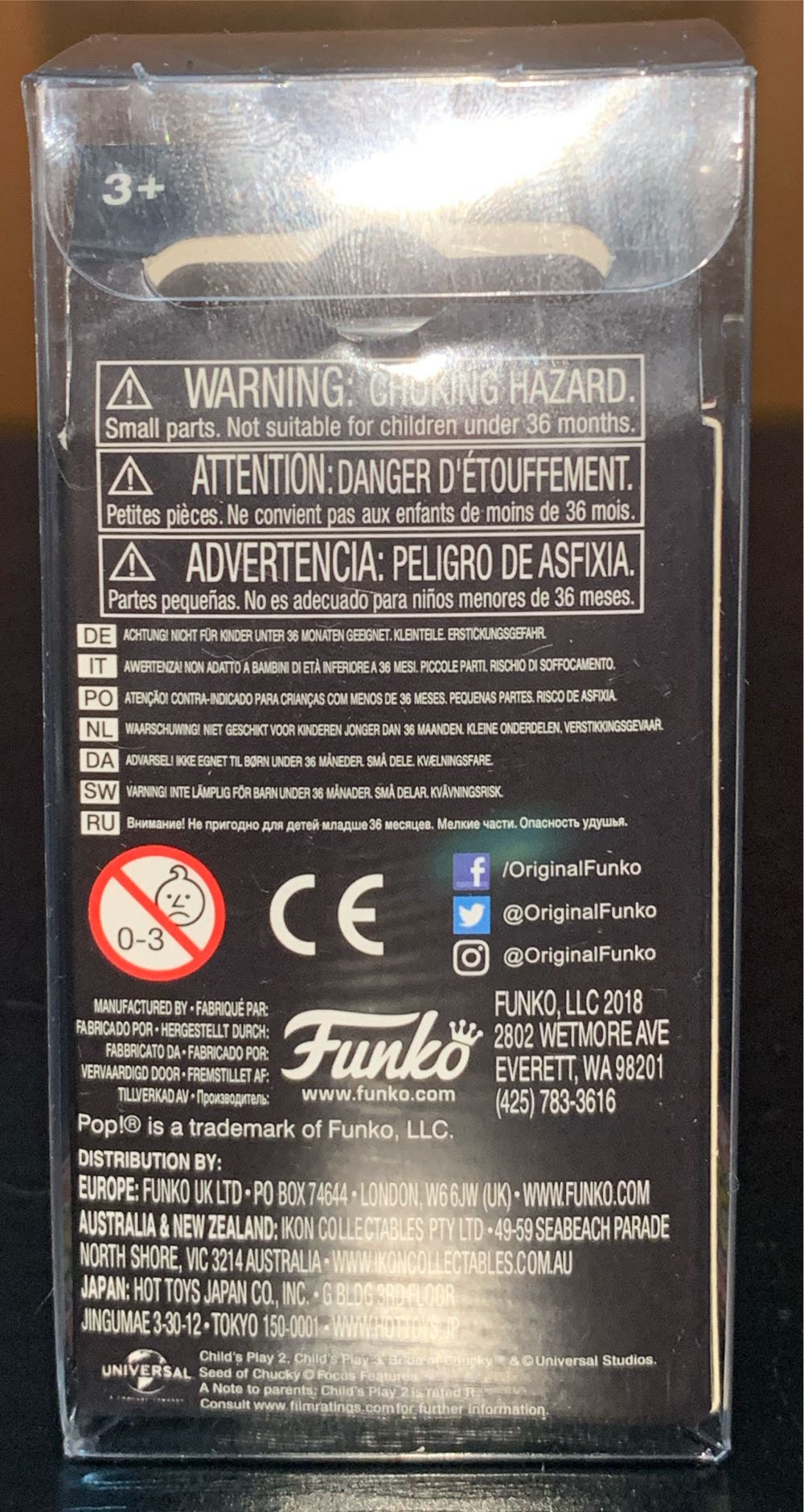 Chucky [Bloody] - Chucky vinyl figure collectible [Barcode 889698353212] - Main Image 3