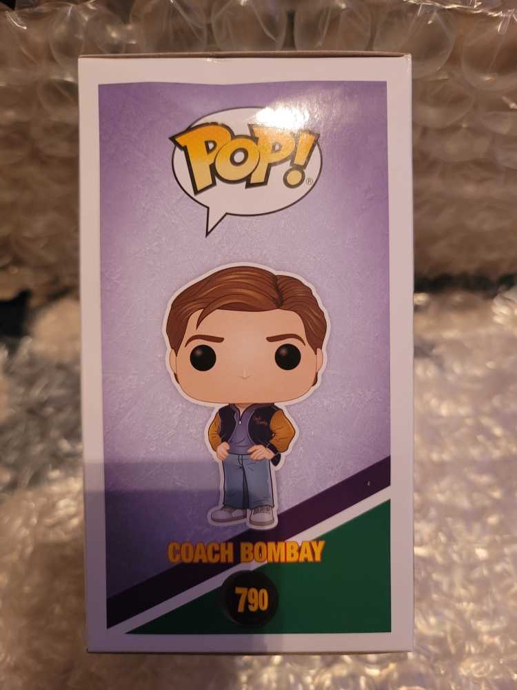 Coach Bombay - Disney vinyl figure collectible [Barcode 889698467841] - Main Image 2
