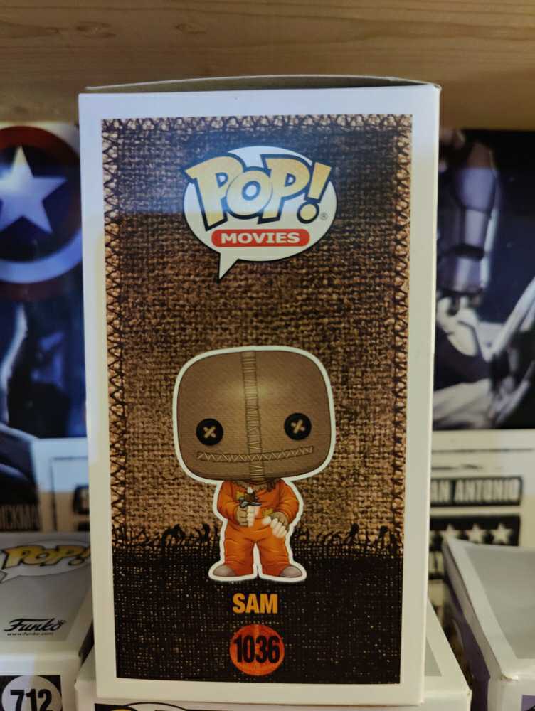 Sam - Trick ’R Treat vinyl figure collectible - Main Image 2