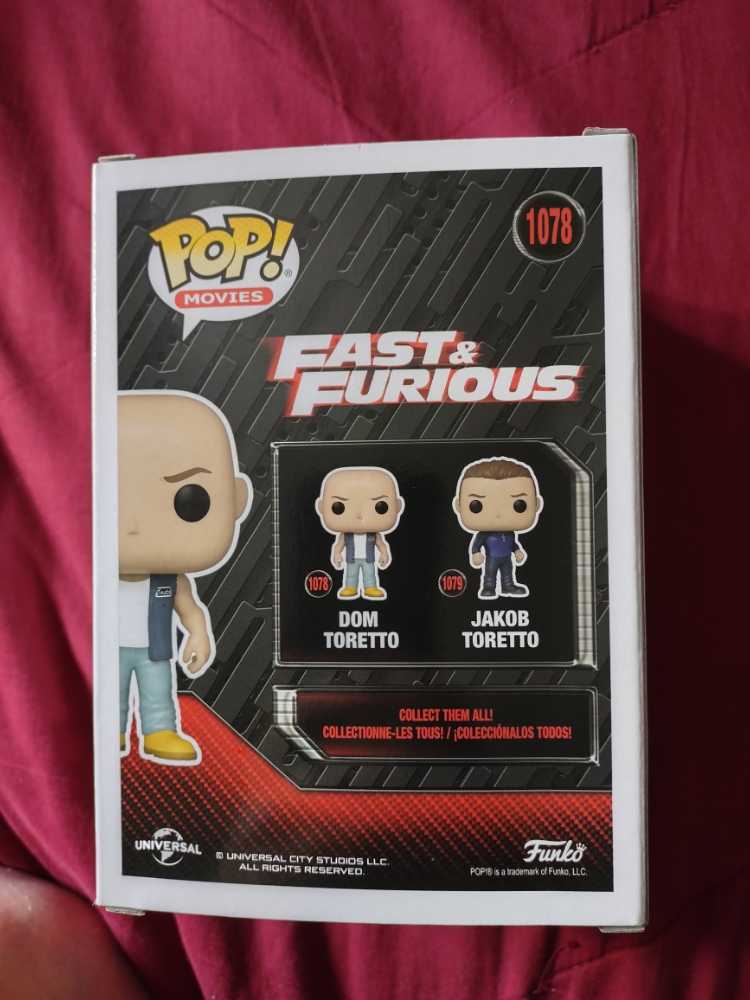 Dom Toretto - Fast and Furious vinyl figure collectible [Barcode 889698552264] - Main Image 2