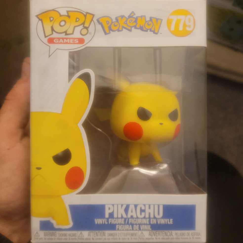 Pikachu - Pokémon vinyl figure collectible [Barcode 889698552288] - Main Image 4