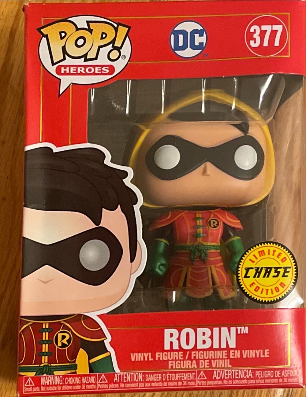 Deadpool (Blacklight) Pop! 801 - Marvel Universe vinyl figure collectible [Barcode 889698550918] - Main Image 2