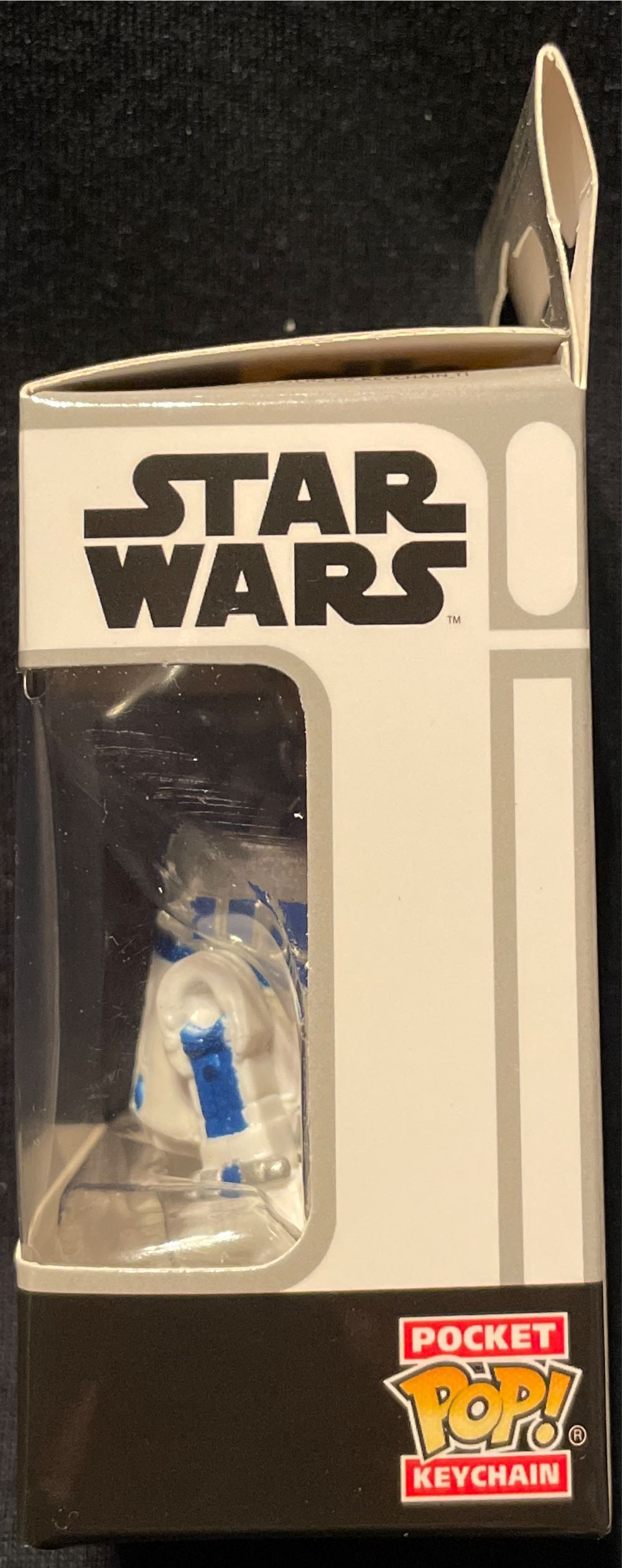 R2-D2 - Star Wars vinyl figure collectible [Barcode 889698530583] - Main Image 3