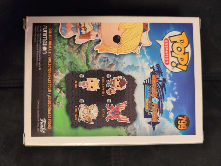 Avinia  vinyl figure collectible [Barcode 889698469388] - Main Image 3