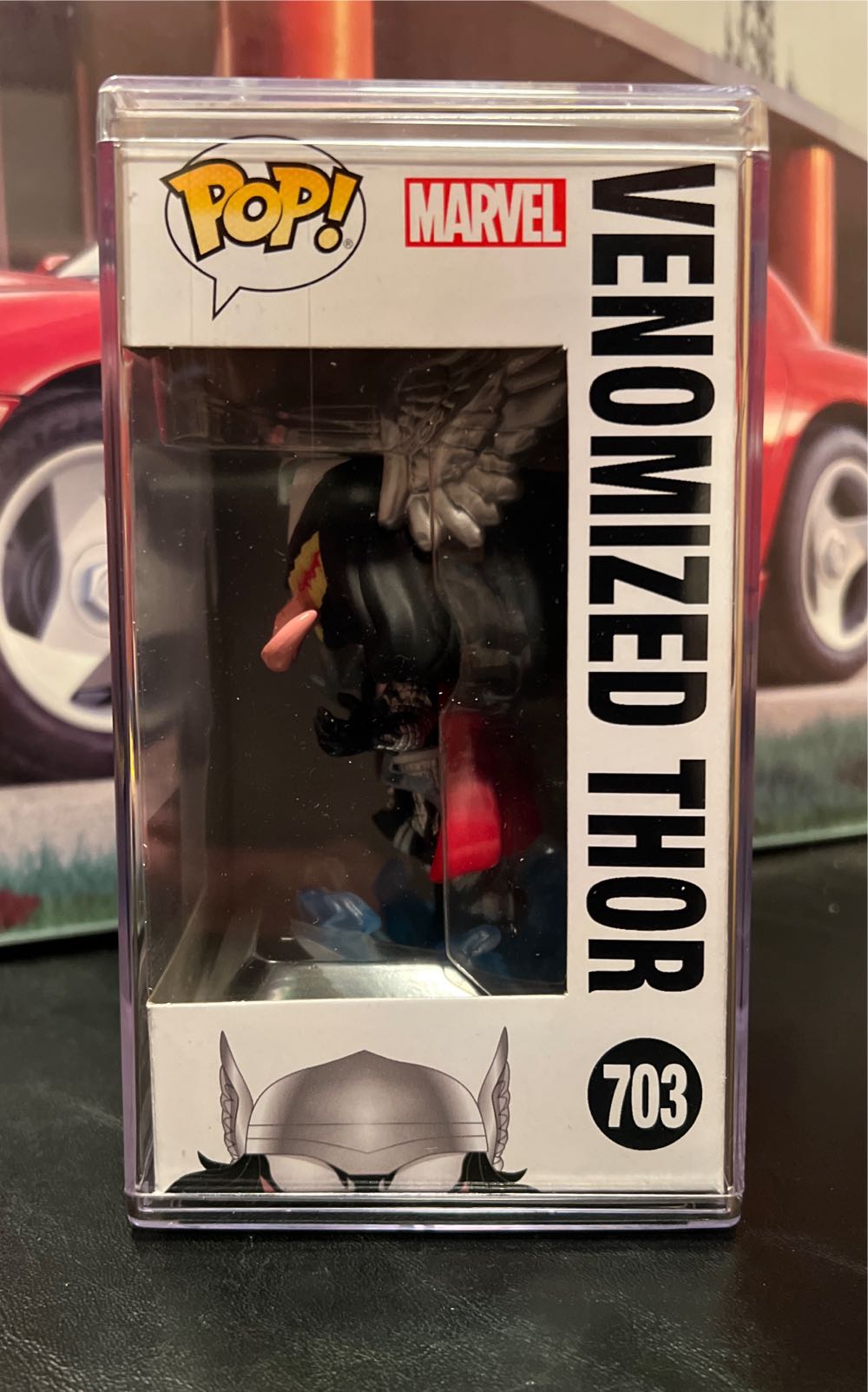 Venomized Thor - Venom vinyl figure collectible [Barcode 889698516716] - Main Image 3