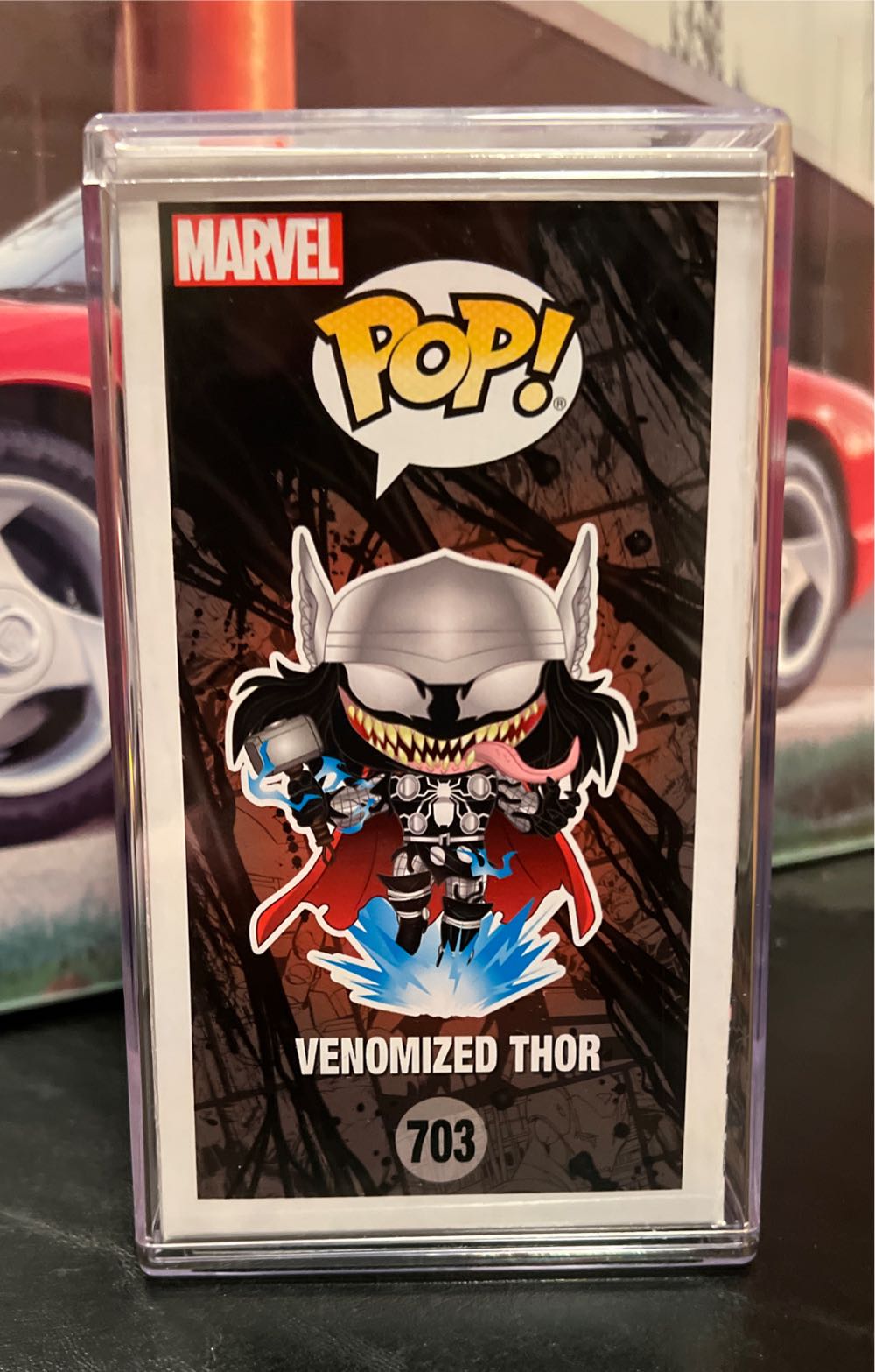 Venomized Thor - Venom vinyl figure collectible [Barcode 889698516716] - Main Image 4