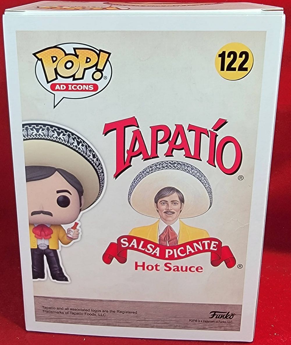 Tapatío: The Tapatío Man - Ad Icons vinyl figure collectible [Barcode 889698546973] - Main Image 3