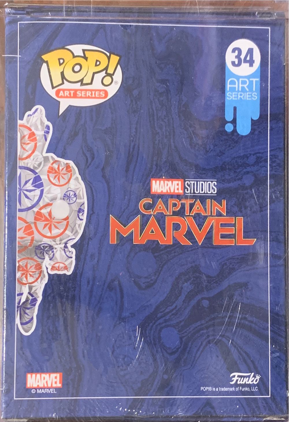 Captain Marvel - Captain Marvel vinyl figure collectible [Barcode 889698561549] - Main Image 2