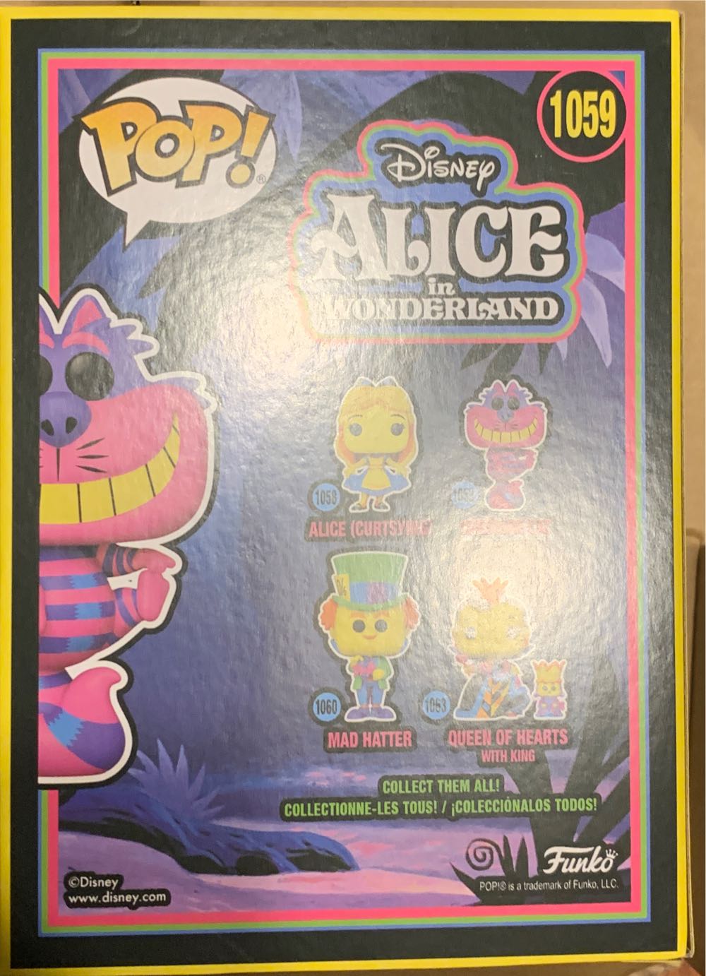 Cheshire Cat - Alice in Wonderland vinyl figure collectible [Barcode 889698559867] - Main Image 2