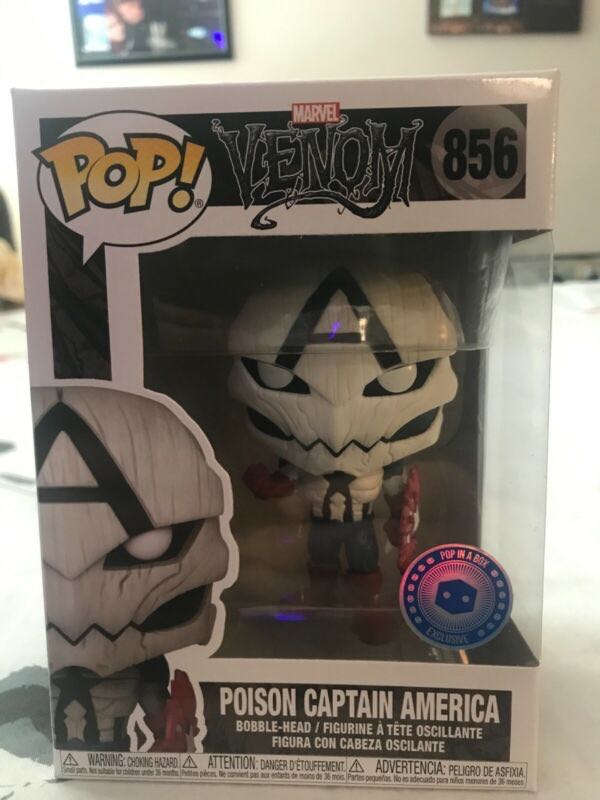 Poison Captain America - Marvel Universe vinyl figure collectible [Barcode 889698562768] - Main Image 4