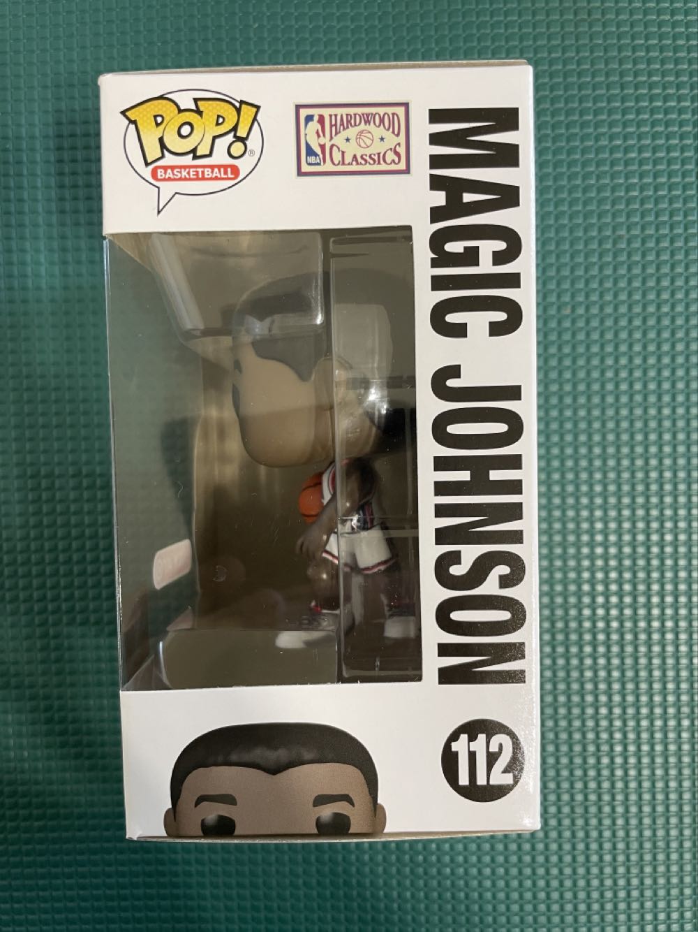 Magic Johnson - NBA vinyl figure collectible [Barcode 889698563994] - Main Image 3